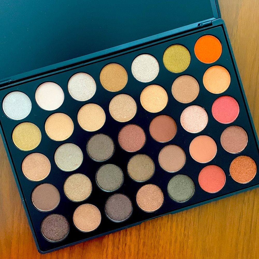 Morphe 35O Shimmers Eyeshadow Palette